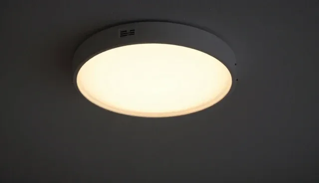 豪华网站建设成本高，如何降低预算与提升效果
